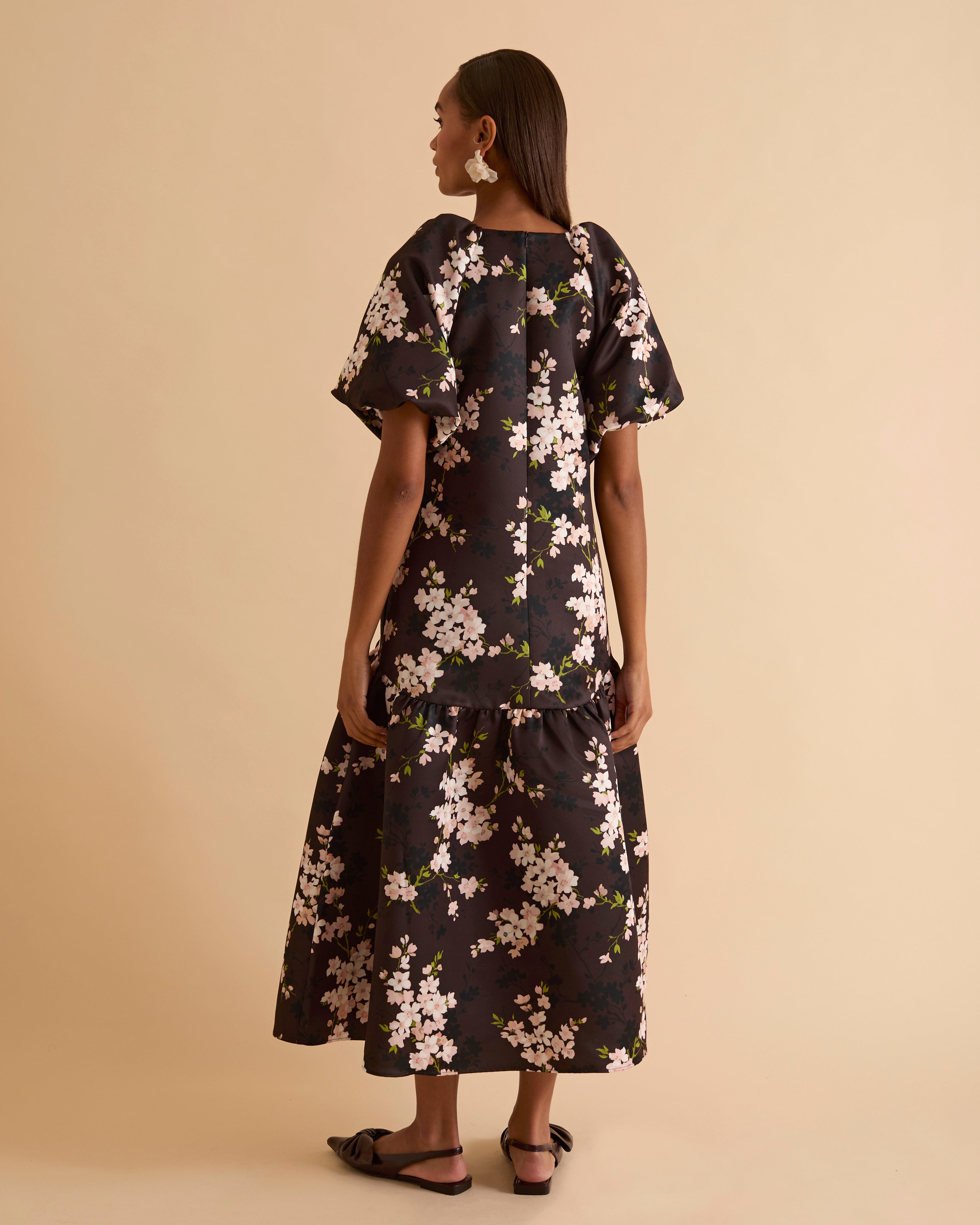 Puff Sleeve Tiered Midi Dress