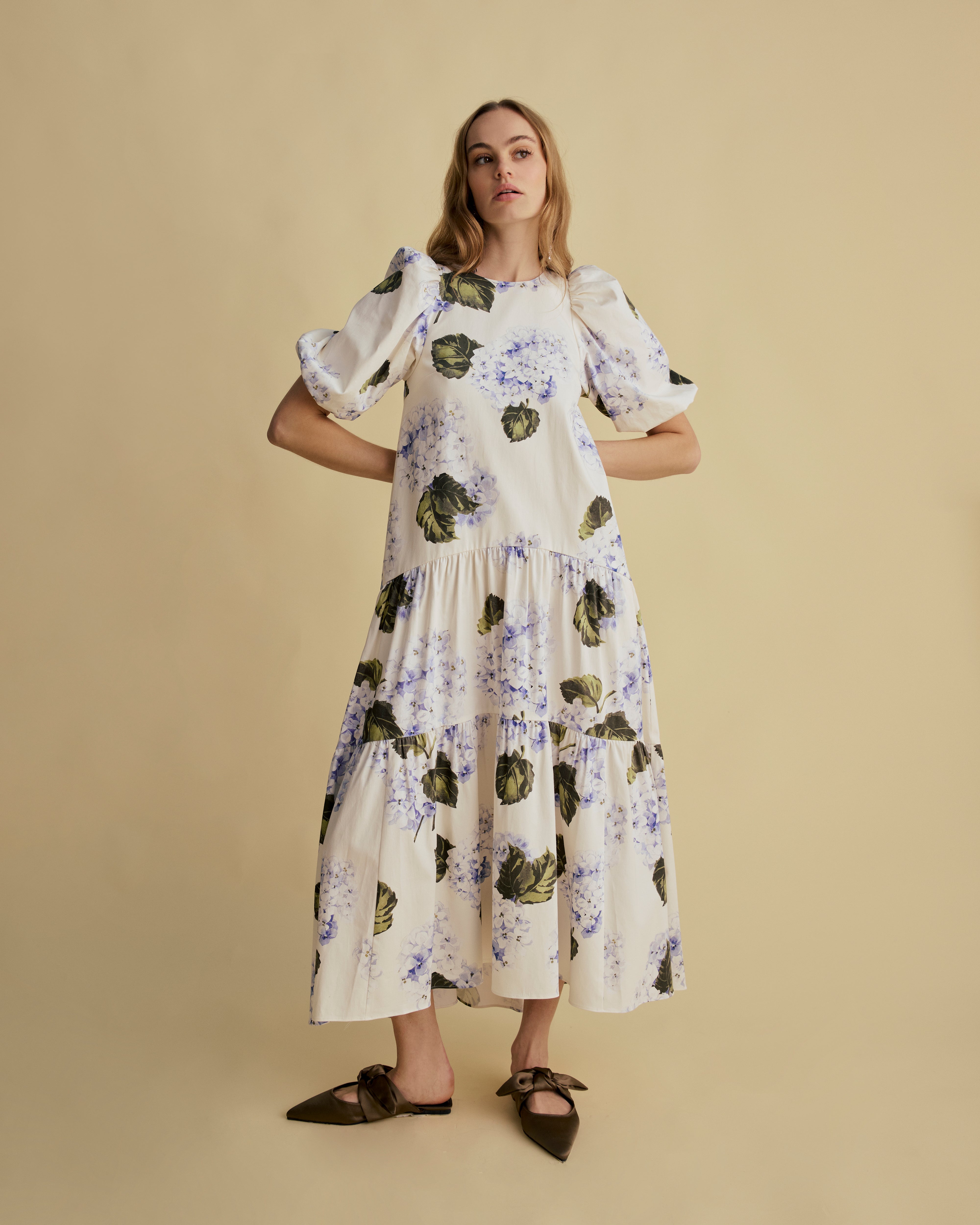 Puff Sleeve Tie Back Midi Dress