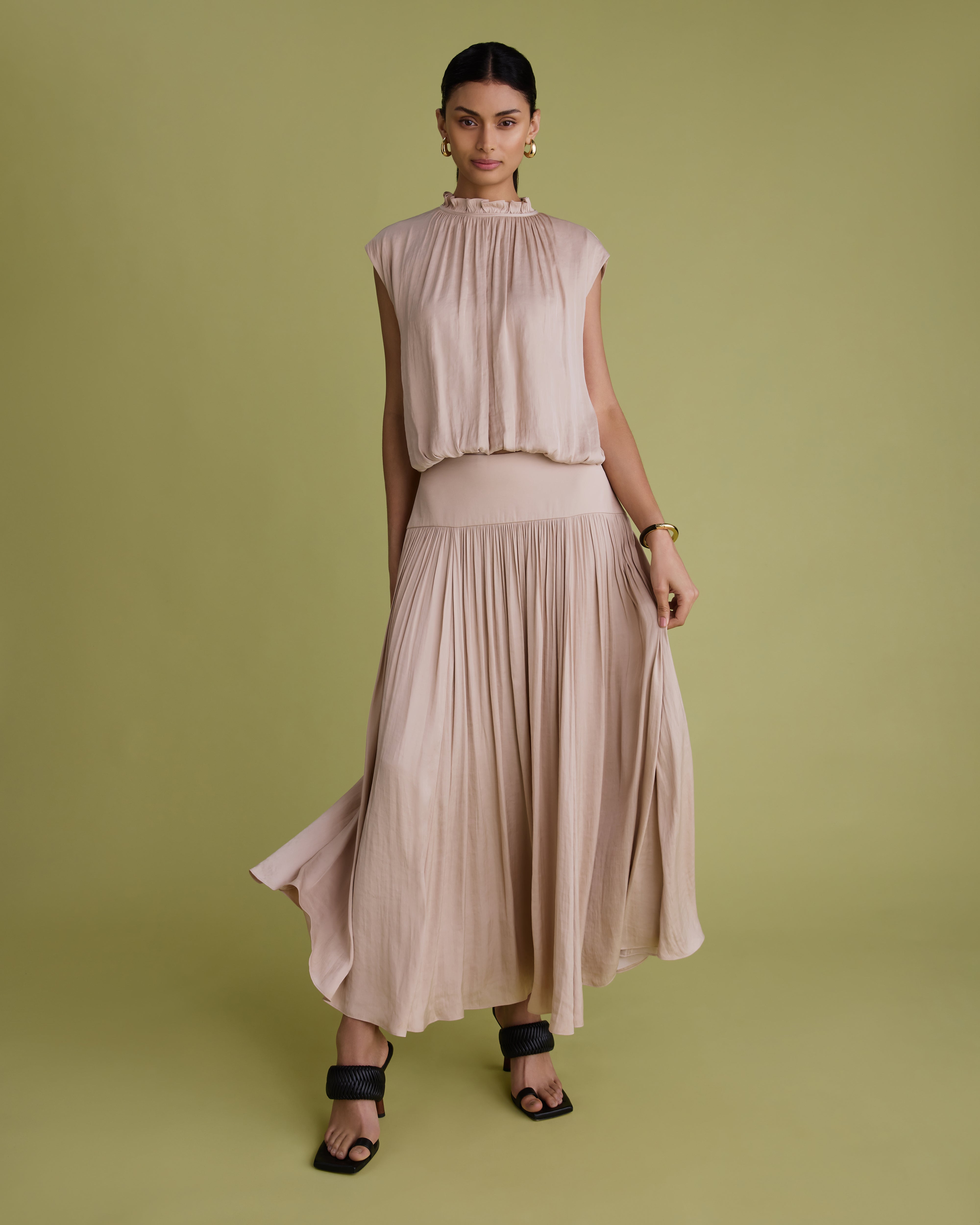 Curved Seam Detail Midi Skirt