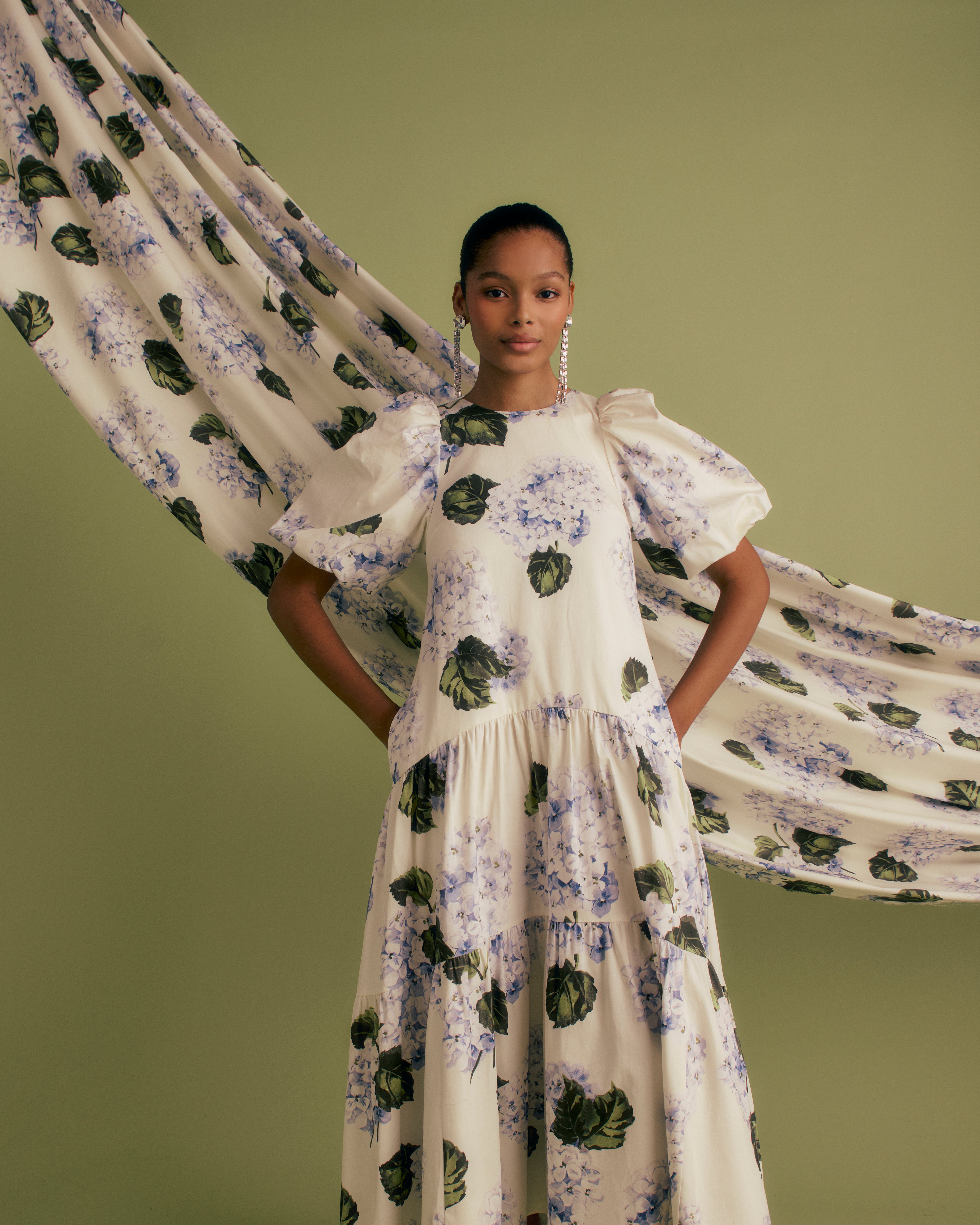 Puff Sleeve Tie Back Midi Dress