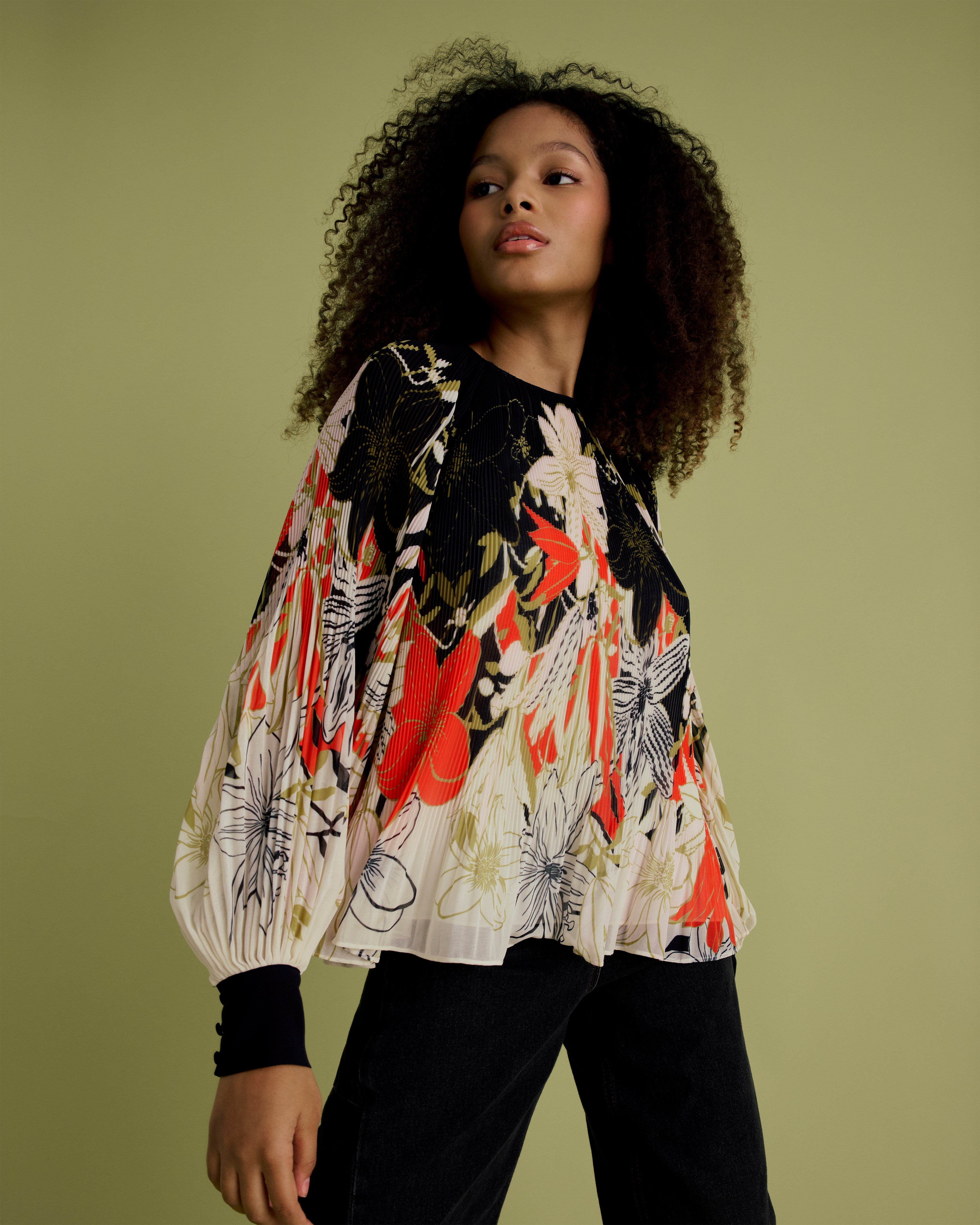 Pleated Blouson Sleeve Top