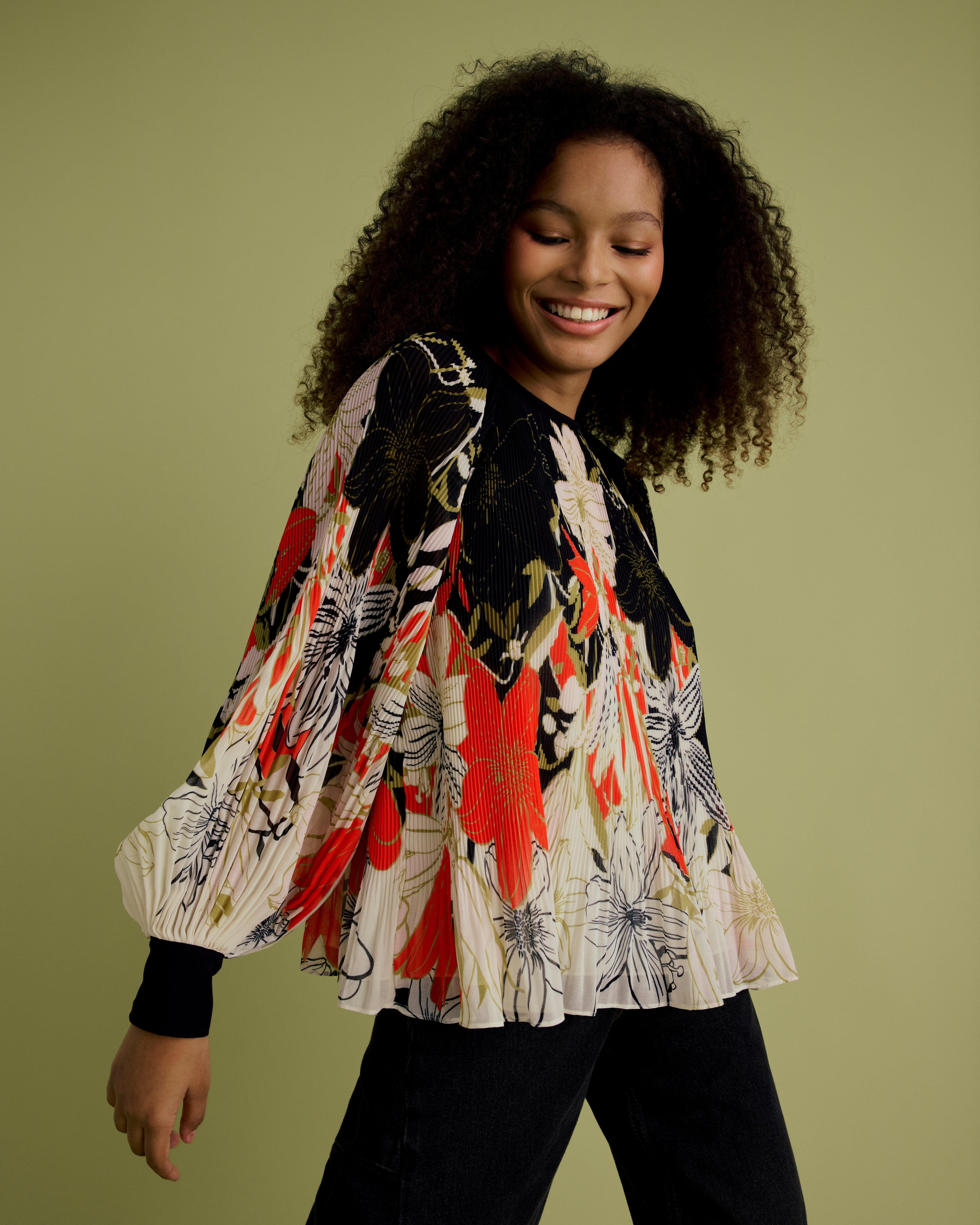 Pleated Blouson Sleeve Top