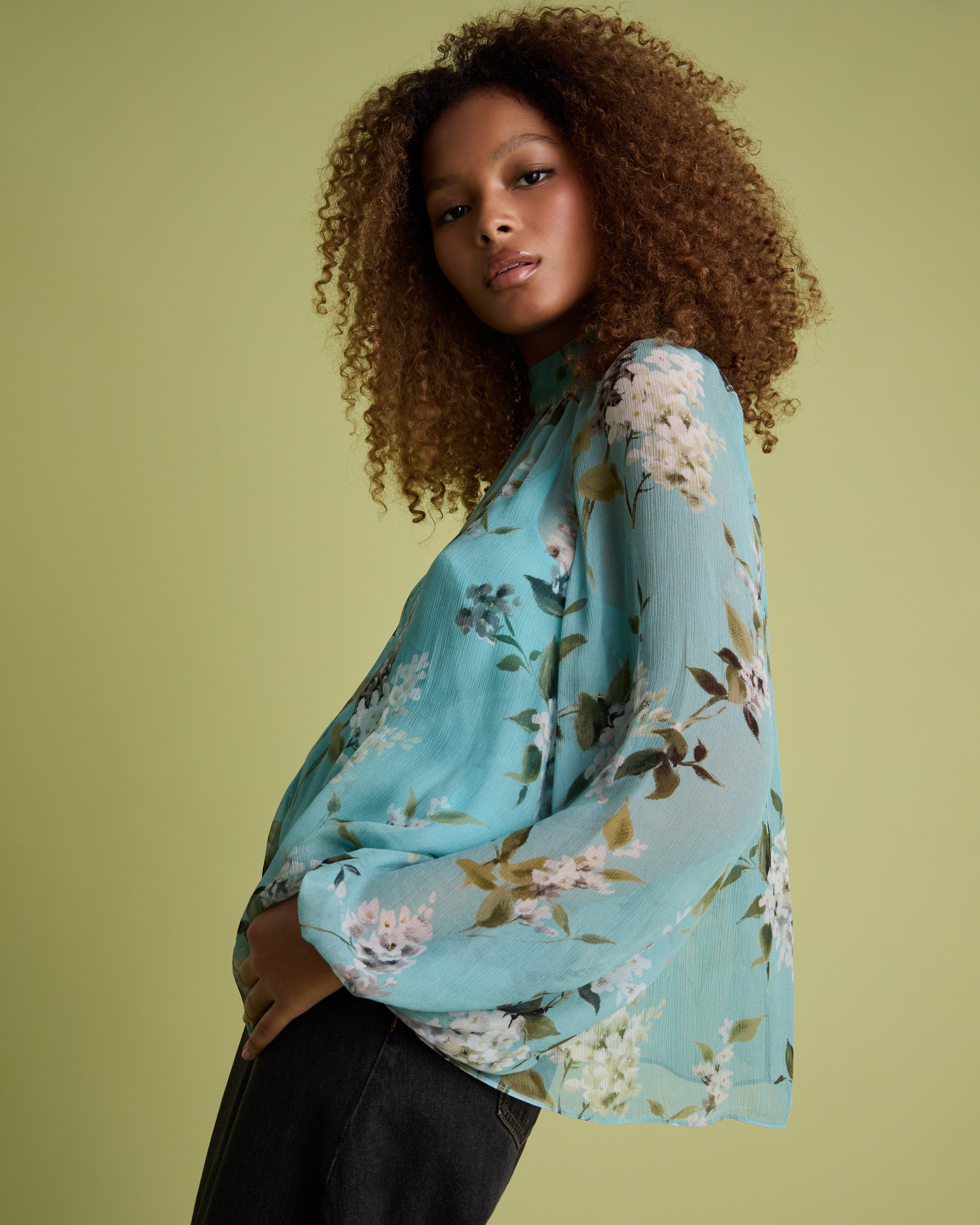 Blue Floral Blouson Sleeve Blouse