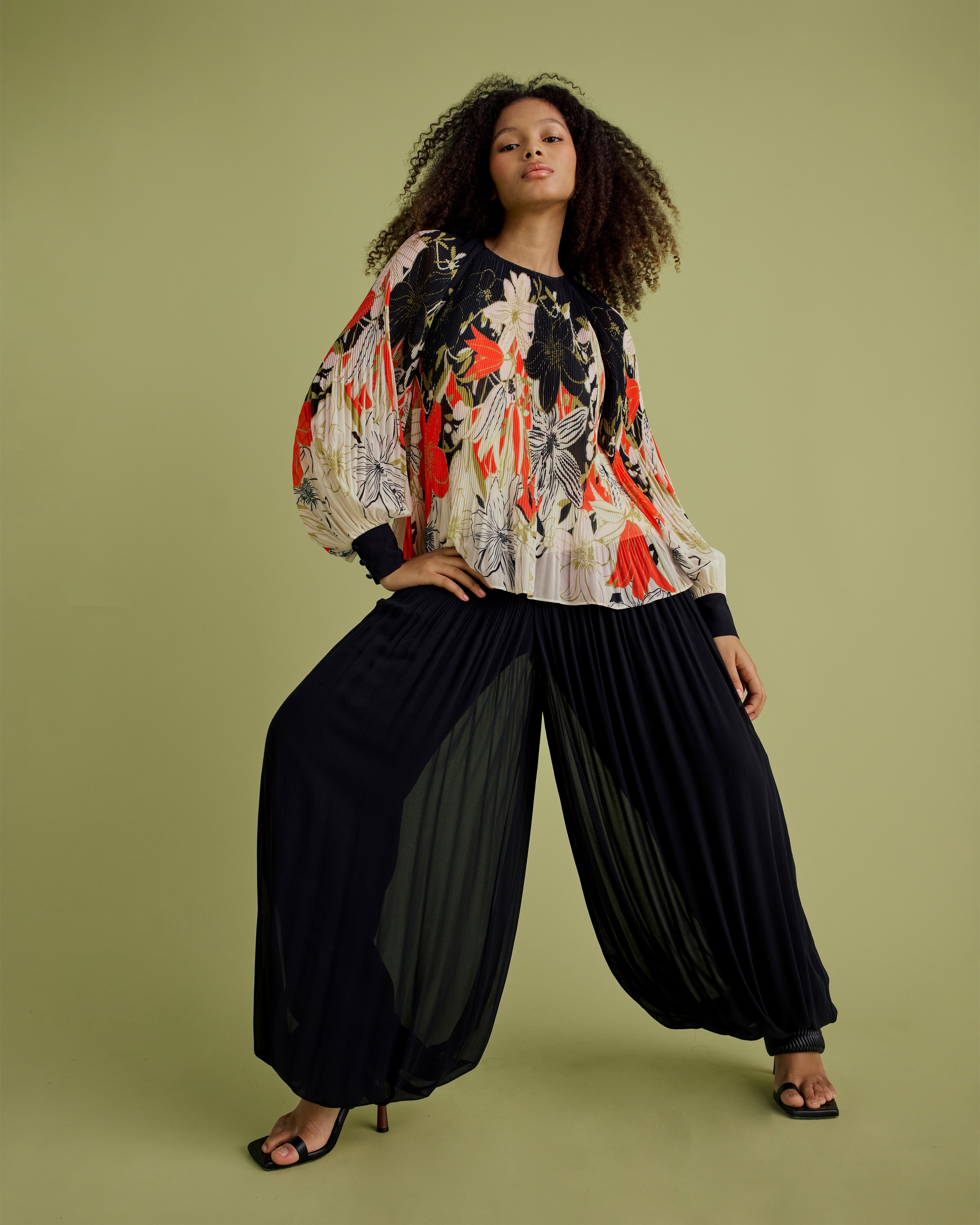 Pleated Balloon Trousers