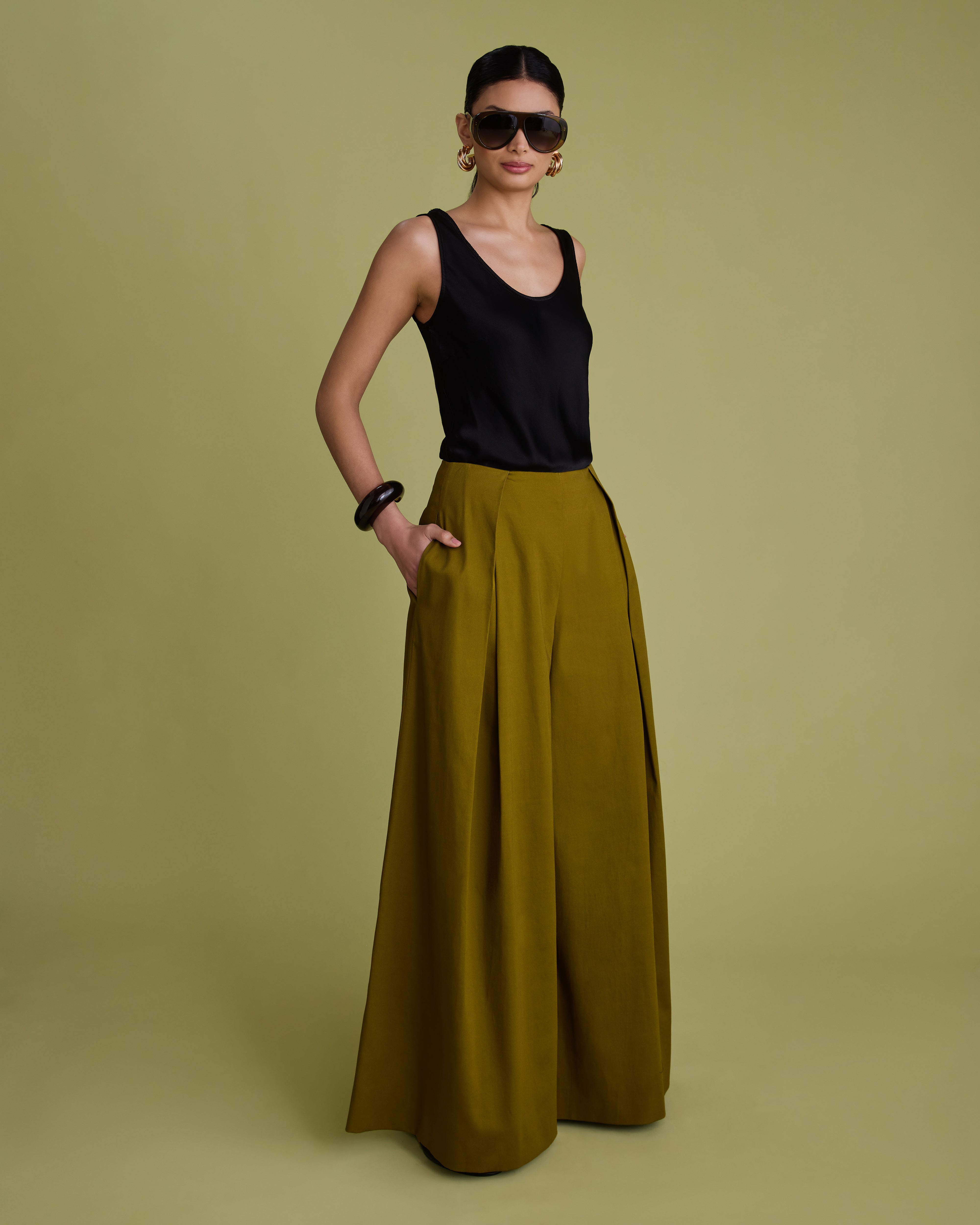 Deep Pleat Wide Leg Trousers