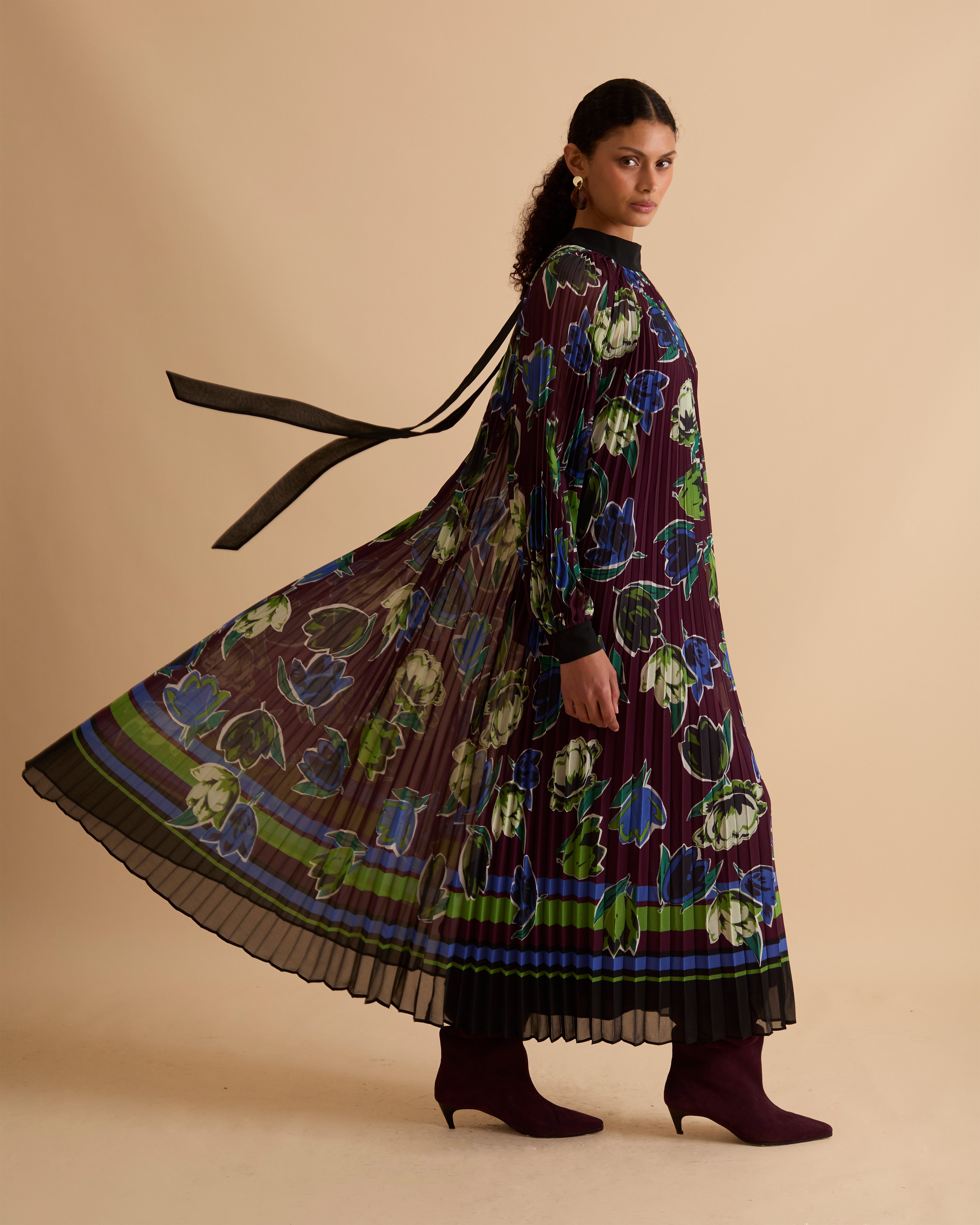 Printed High Neck Pleated Midi Dress