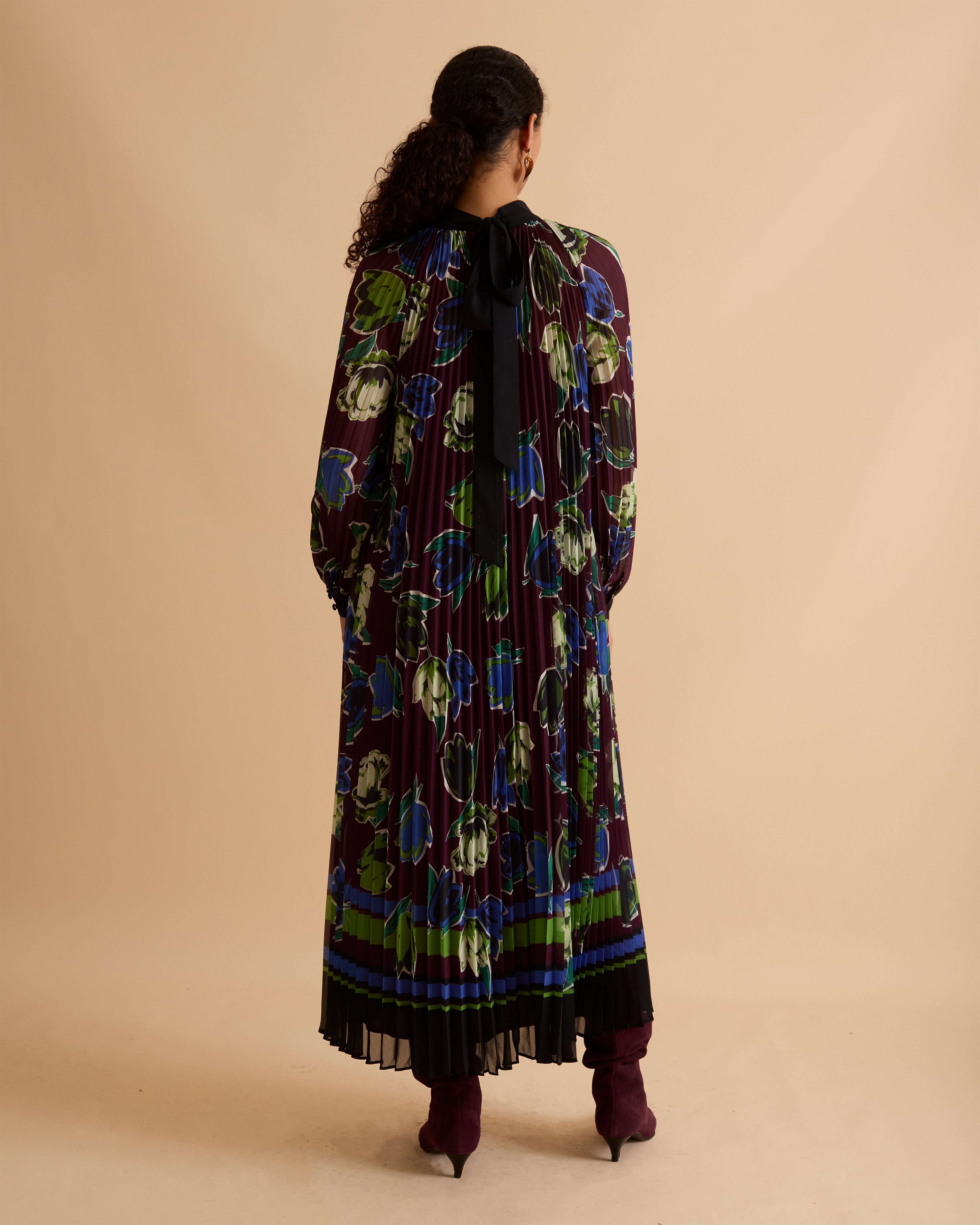 Printed High Neck Pleated Midi Dress