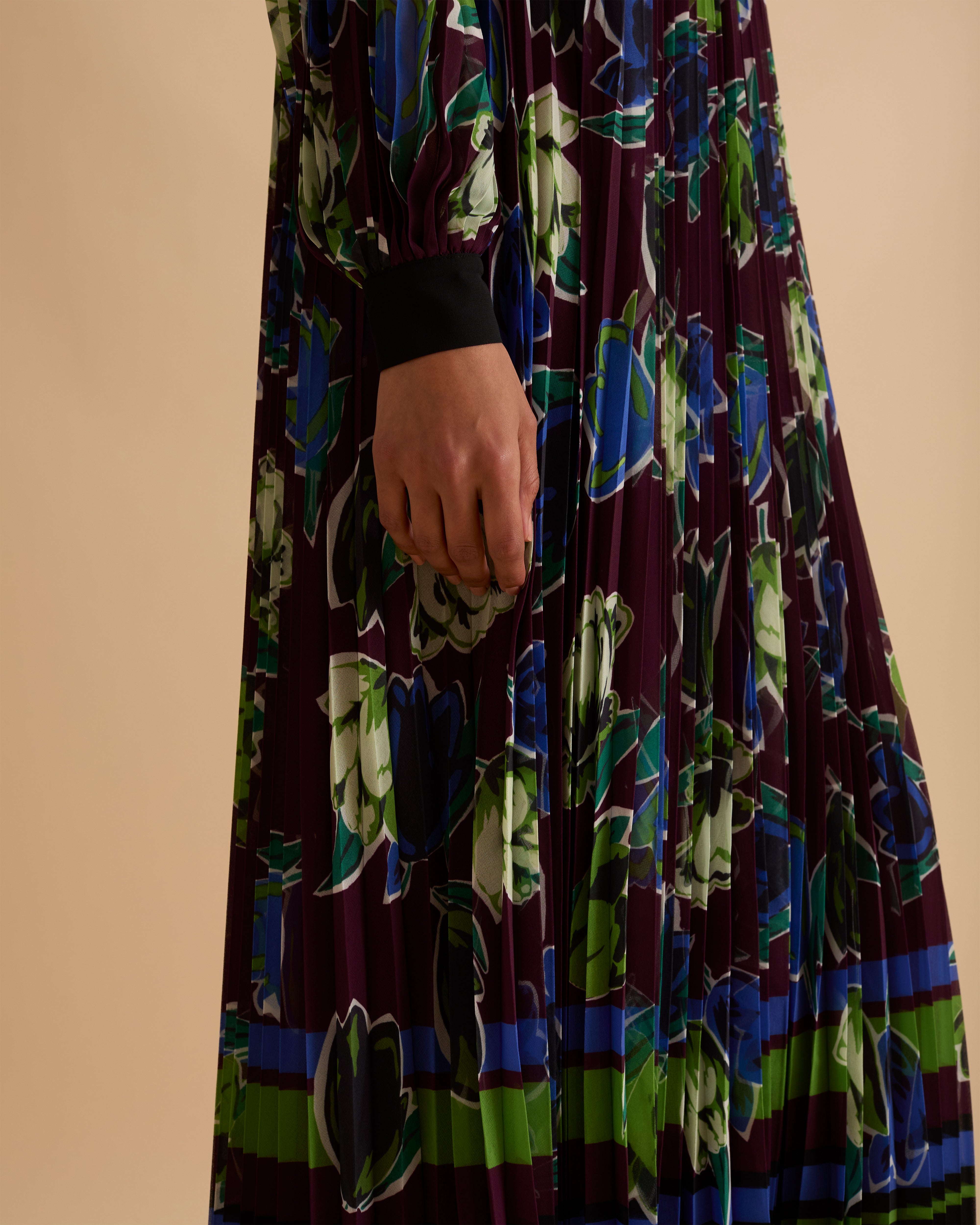 Printed High Neck Pleated Midi Dress
