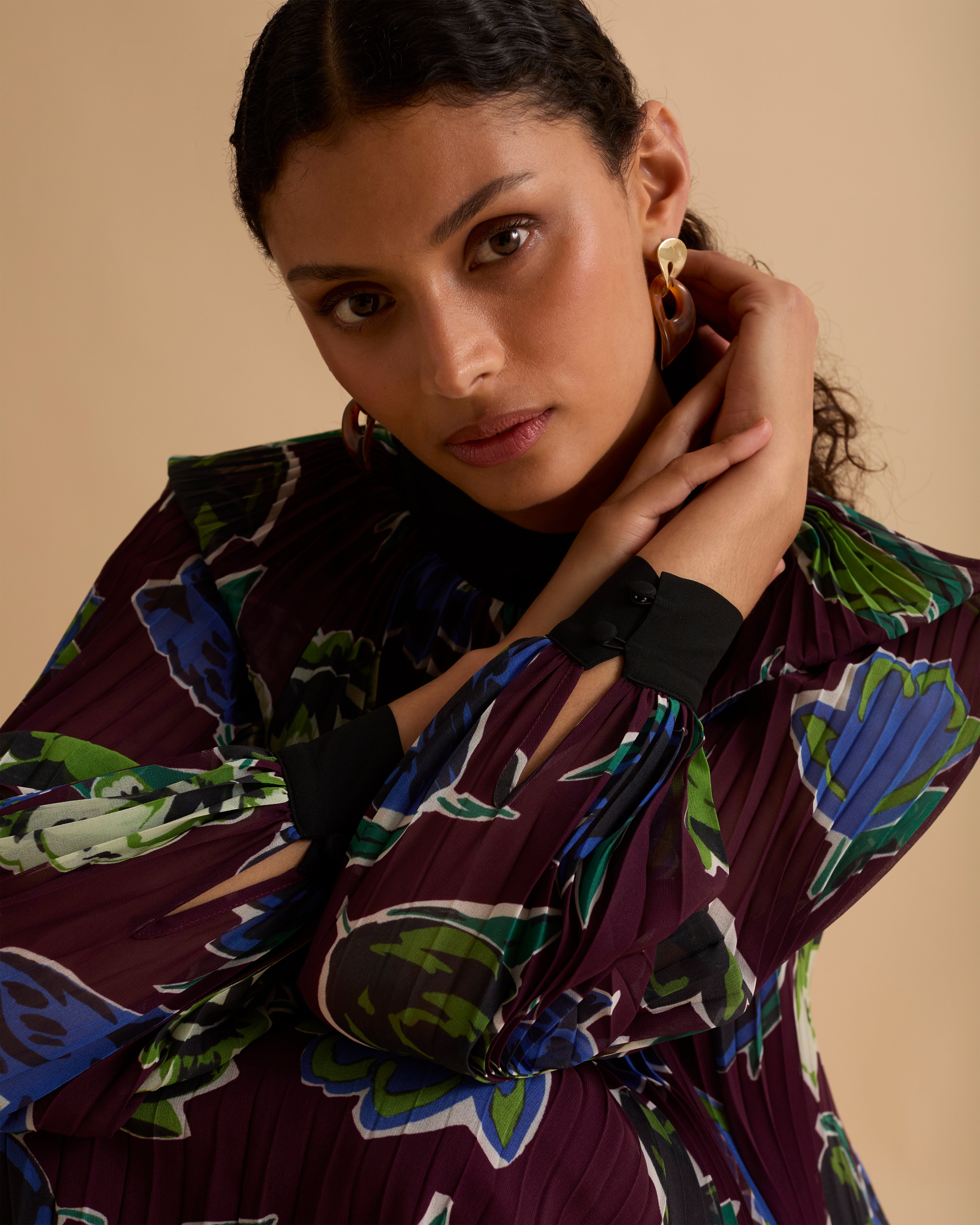 Printed High Neck Pleated Midi Dress